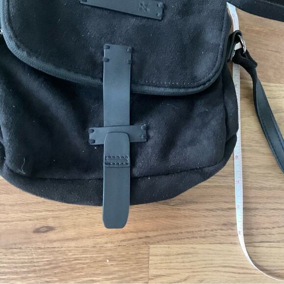 Sherpani Ethos Piper Mini Crossbody Bag Black New with tags - Picture 6 of 9